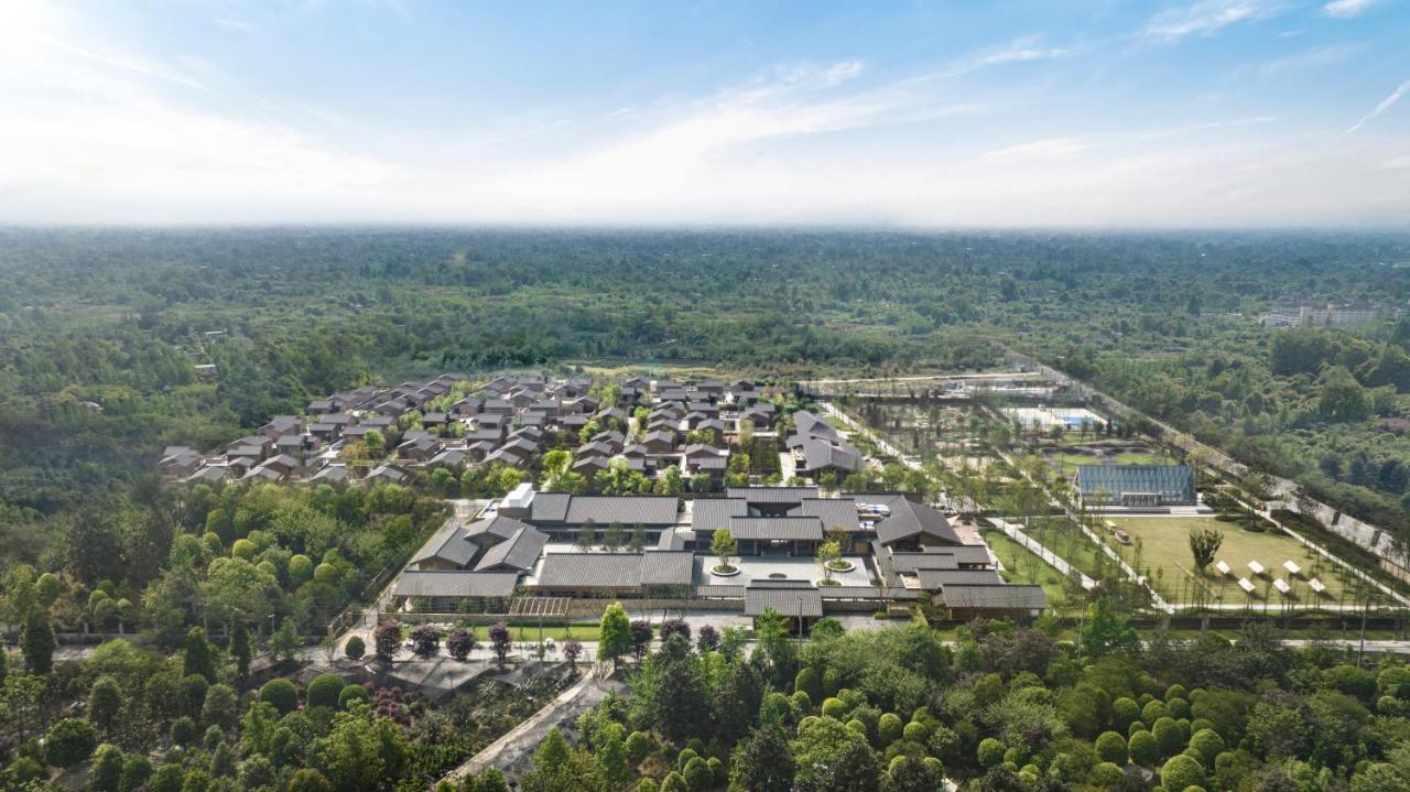 ホテル Angsana Chengdu Wenjiang エクステリア 写真